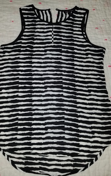 Woman's🌺dressy, professional, or casual sz small - Picture 2 of 7